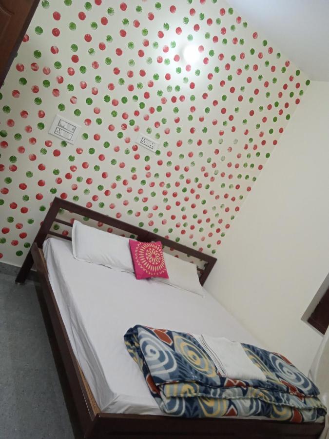 Triple1 Hostel & Homestay ริชิเคช ภายนอก รูปภาพ