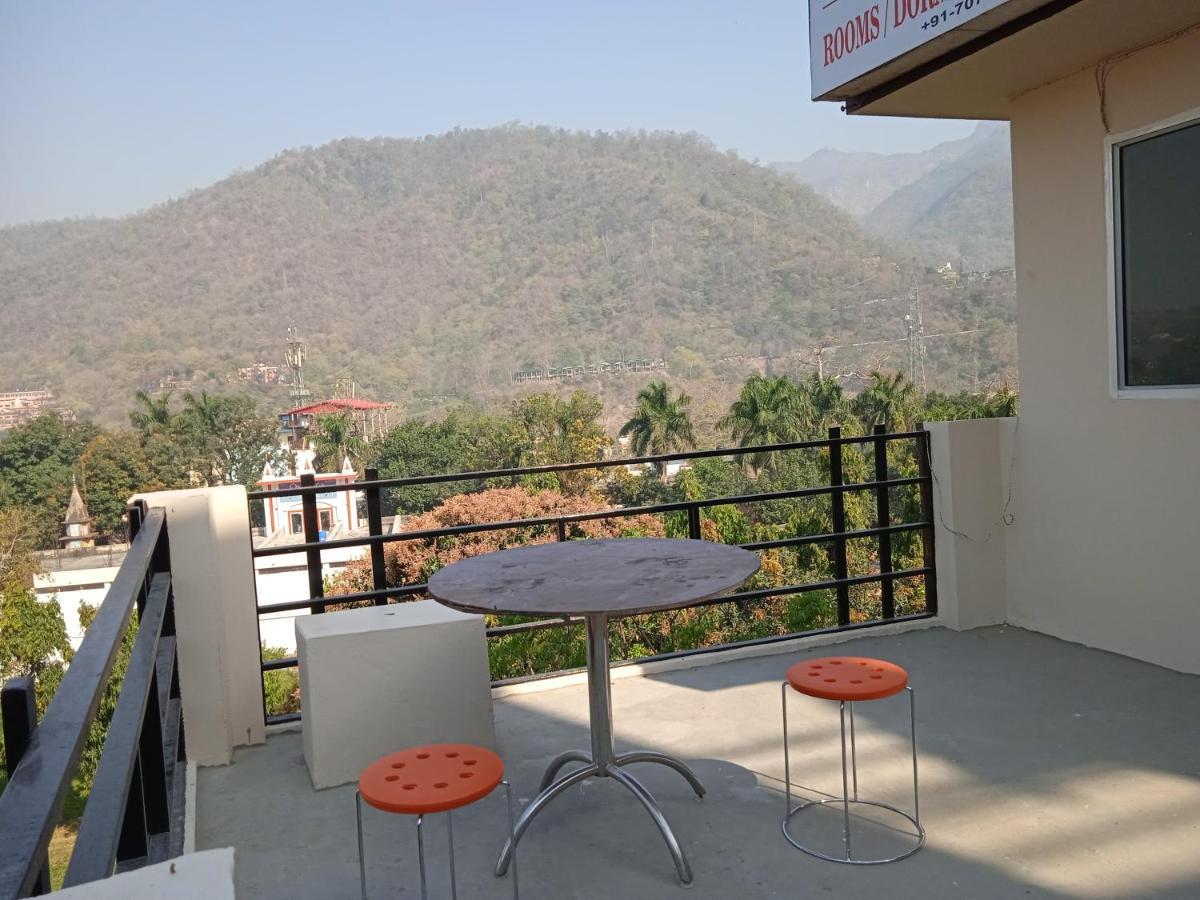 Triple1 Hostel & Homestay ริชิเคช ภายนอก รูปภาพ