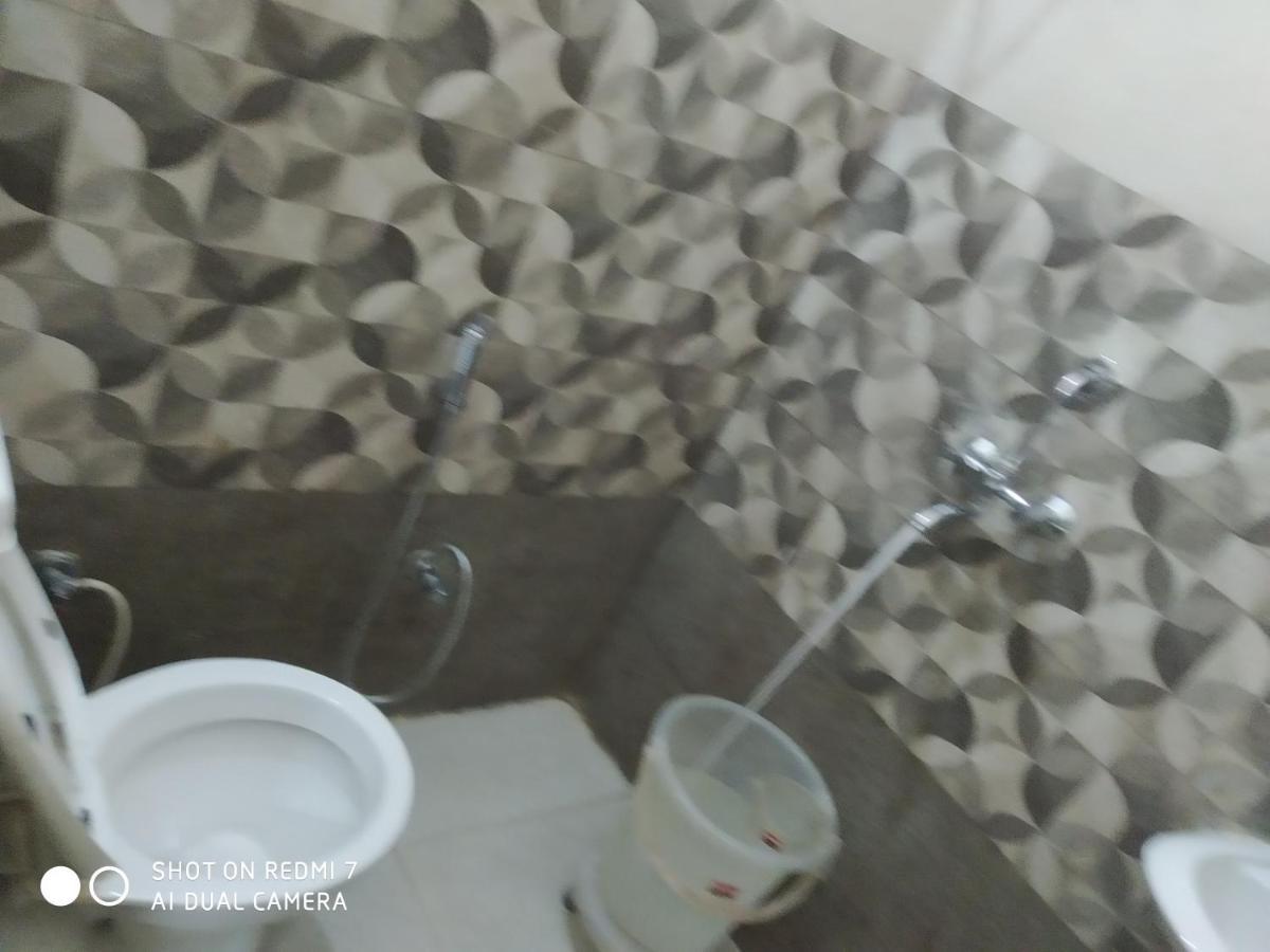 Triple1 Hostel & Homestay ริชิเคช ภายนอก รูปภาพ
